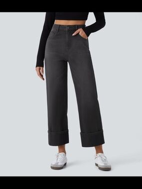 HALARA Flex Wide-Leg High-Rise Jeans in Washed Black